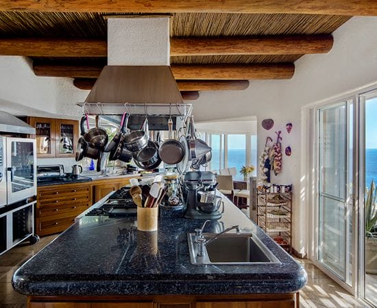Mirador Chef Kitchen